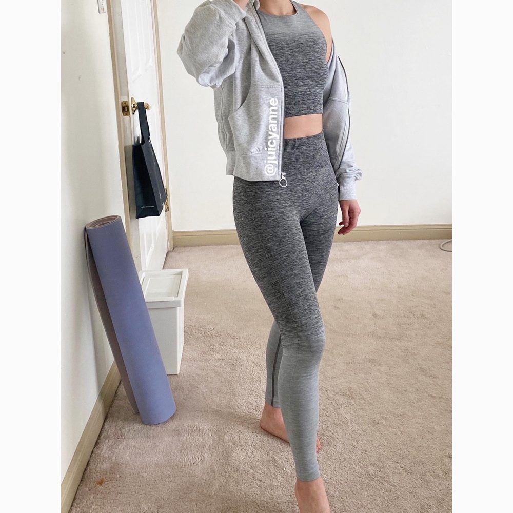 lululemon Balance and Resist seamless Pilates set 4
